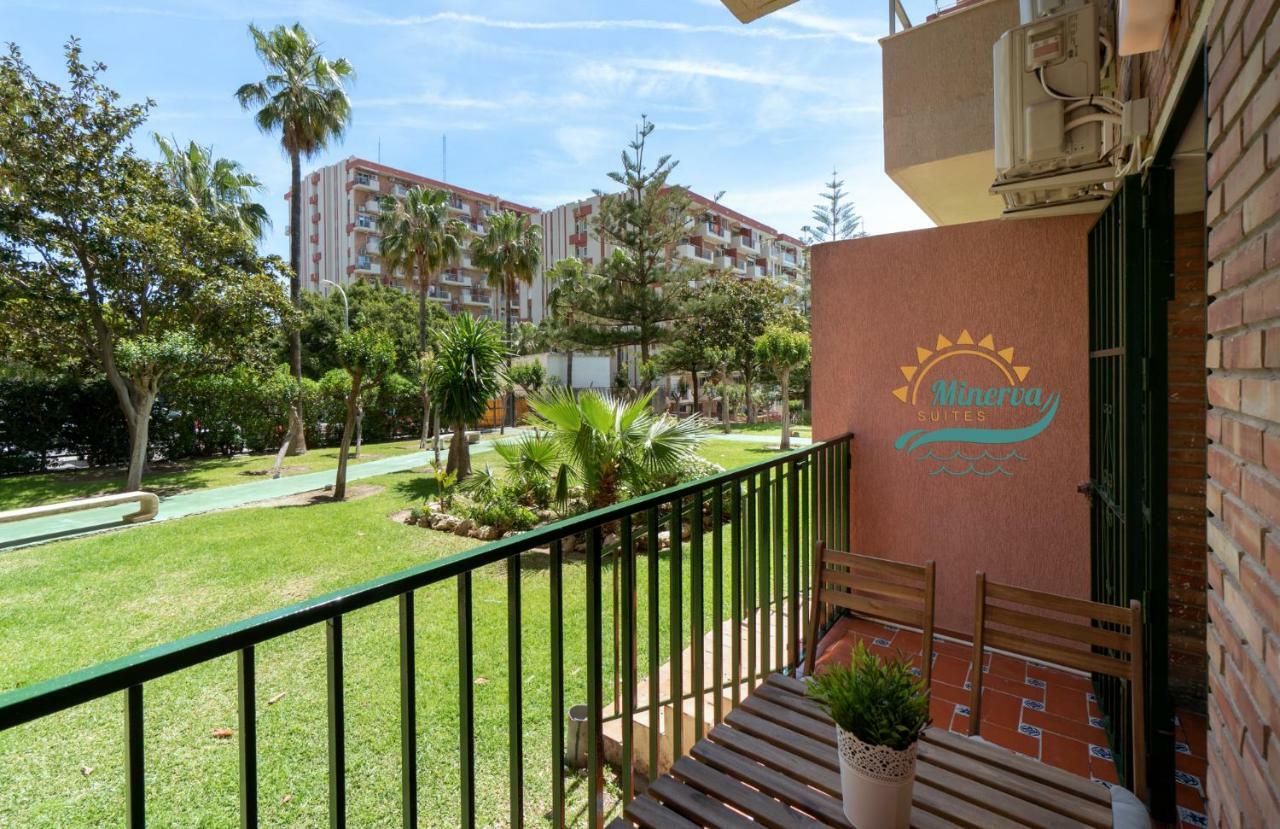 Minerva Suites By Kaarina Benalmádena Esterno foto