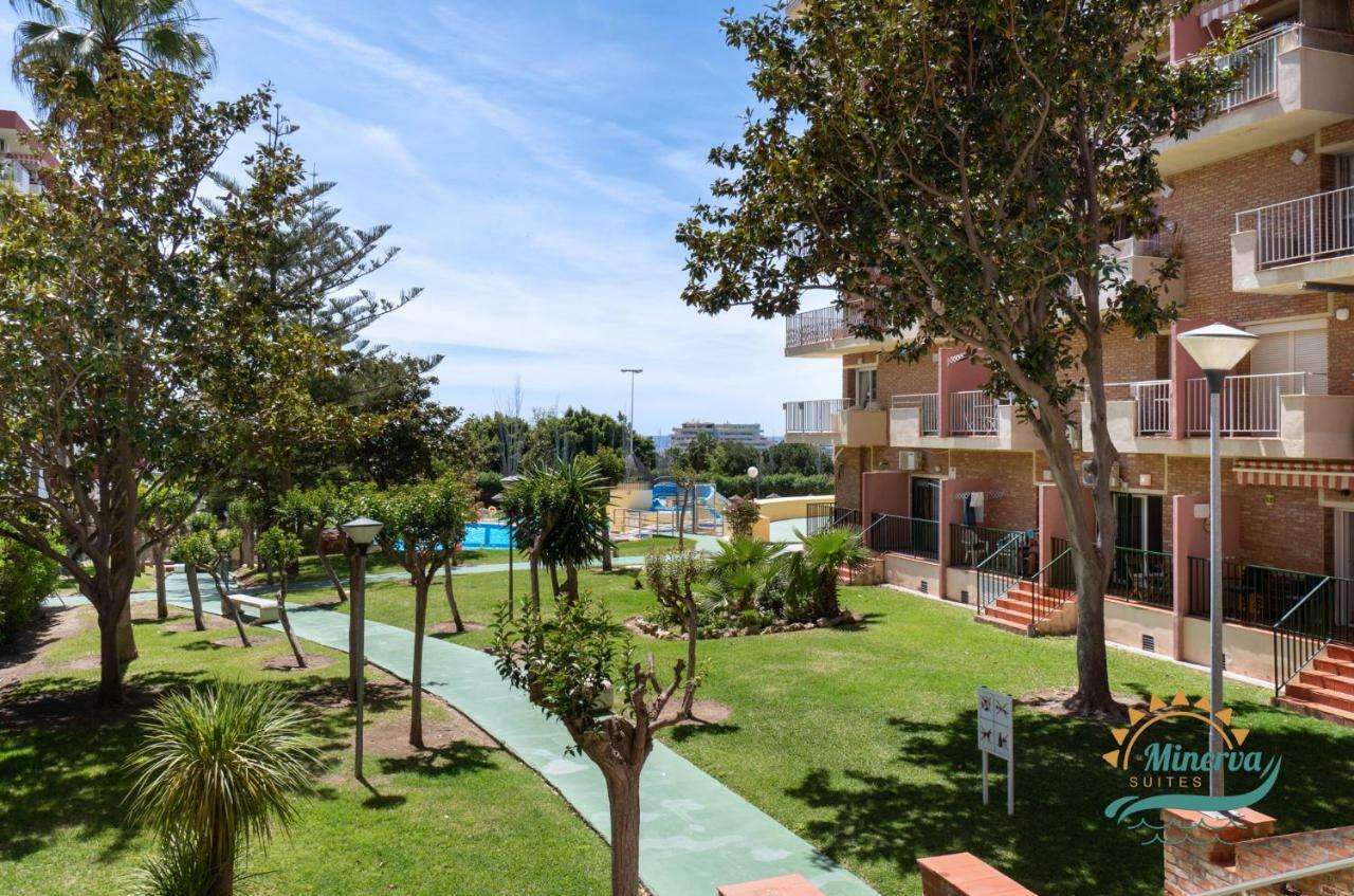 Minerva Suites By Kaarina Benalmádena Esterno foto