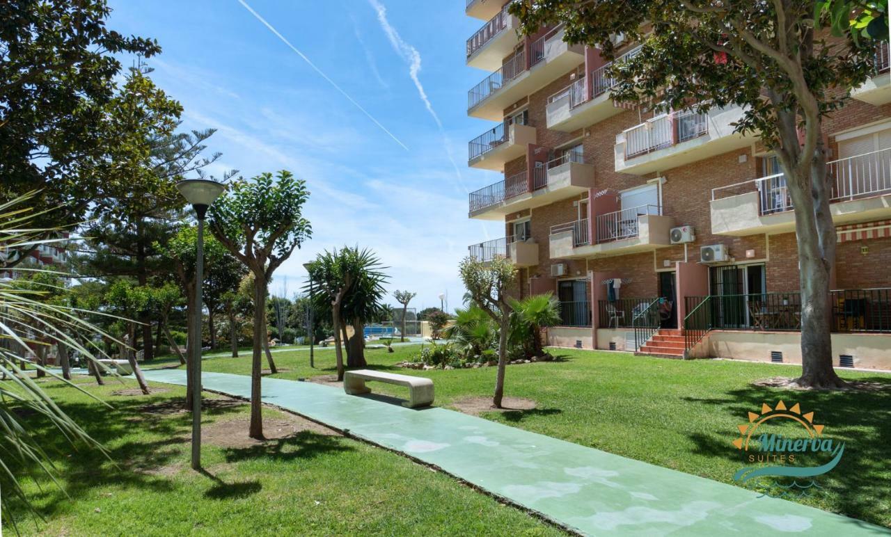 Minerva Suites By Kaarina Benalmádena Esterno foto